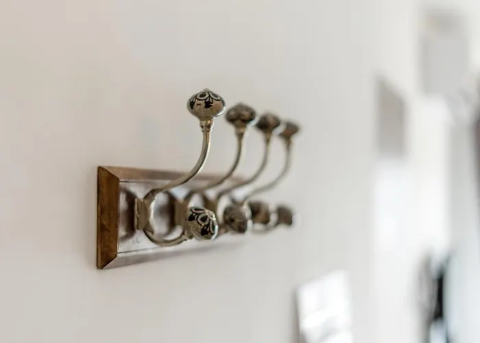 Tulip Court Penthouse Brand New-2 Min From The Sea-central Bugibba