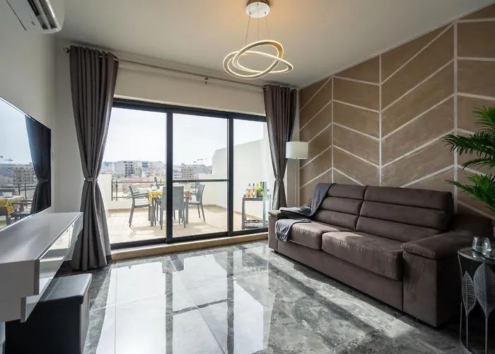 Tulip Court Penthouse Brand New-2 Min From The Sea-central Bugibba San Pawl il-Baħar