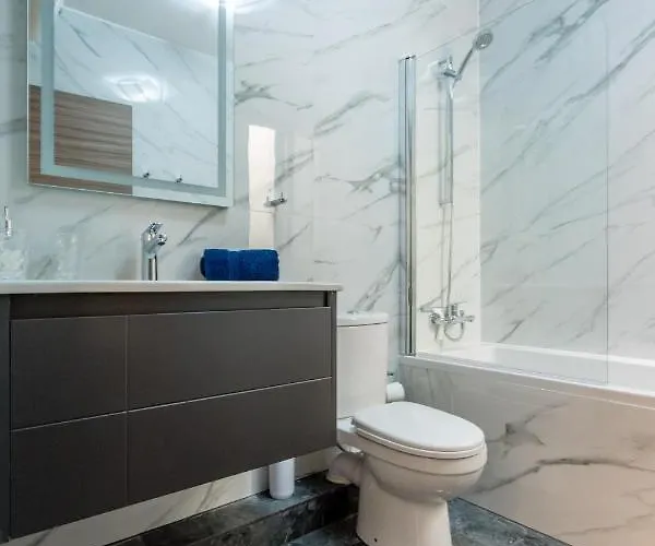 Lejlighed Tulip Court Penthouse Brand New-2 Min From The Sea-central Bugibba